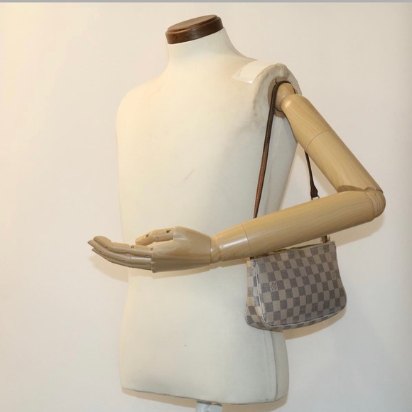 LOUIS VUITTON Damier Azur Pochette
Accessoires Pouch N51986 LV Auth rd2953 - Picture 6 of 7